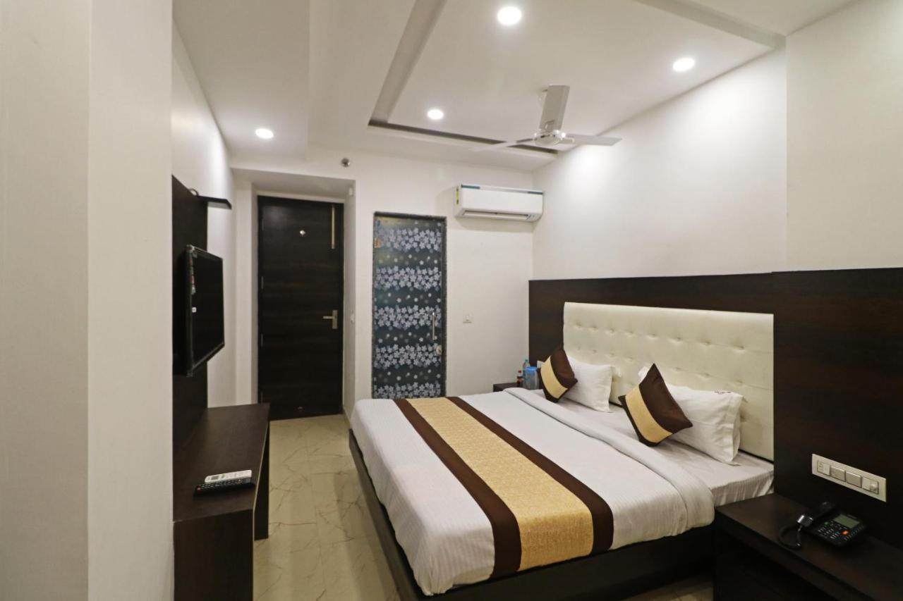 Silver Shine New Delhi - Comfort Stay Luaran gambar