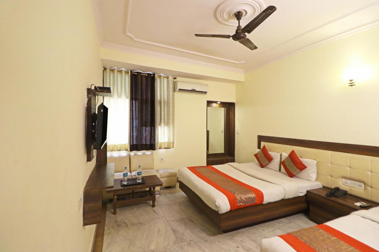 Silver Shine New Delhi - Comfort Stay Luaran gambar